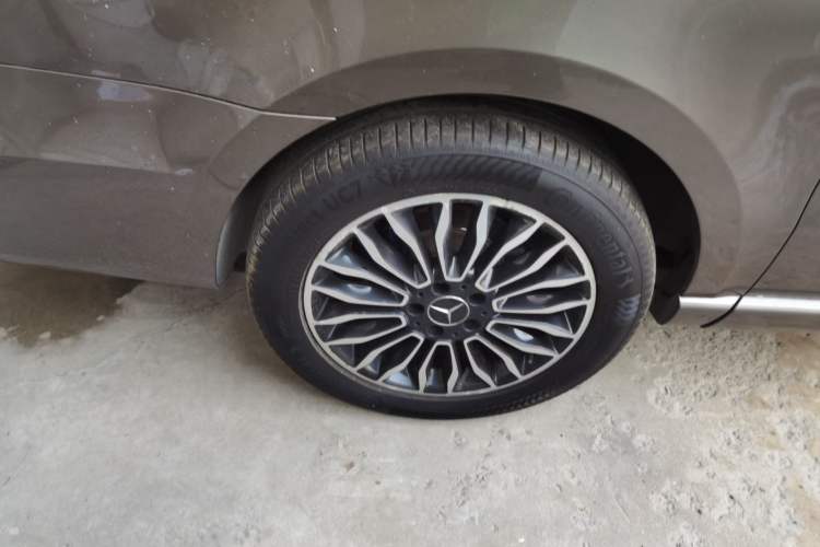 Used Mercedes-Benz V-Class 2017 V 260 Prestige Edition
