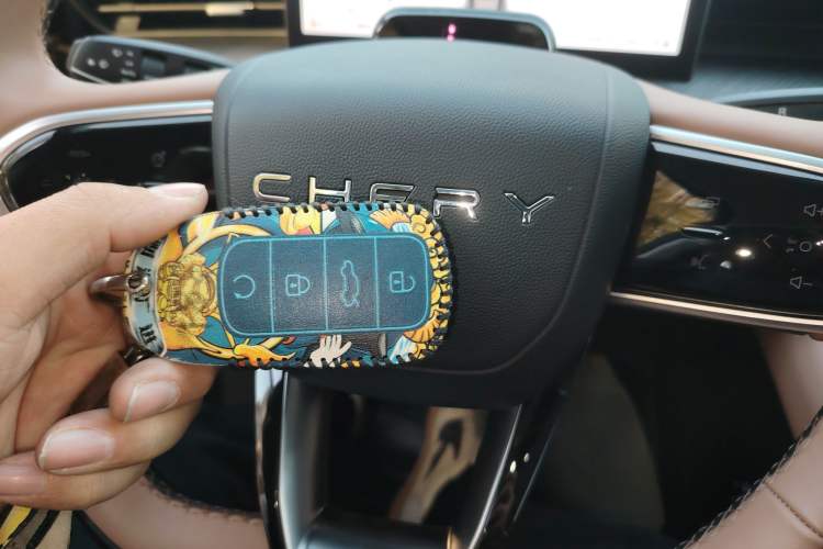 Used Chery Tiggo 8 L 2024 2.0T Two-Wheel Drive Prestige Version 5 Seats