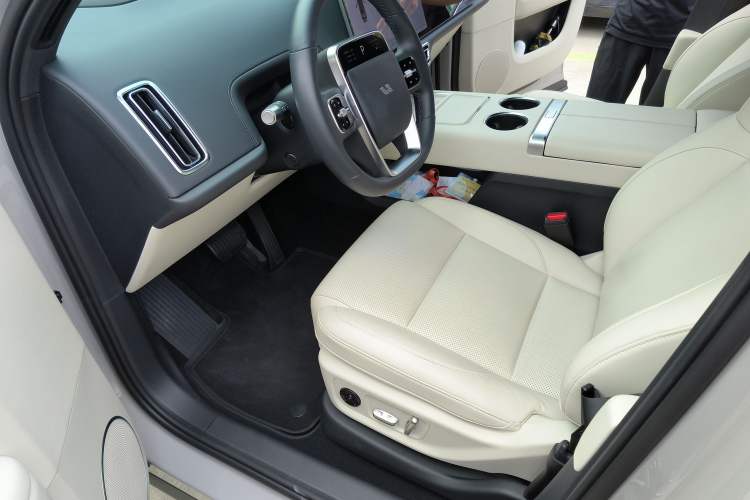 Used Li Auto L6 2024 Max
