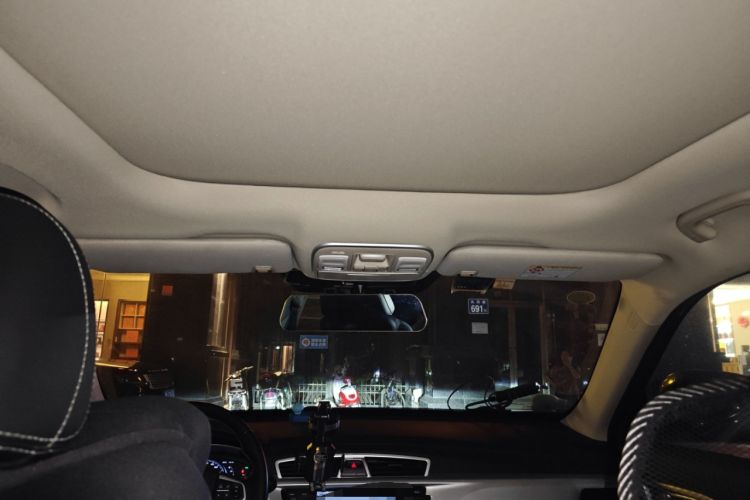 Used Geely Auto Emgrand X7 Sport 2018 1.8TD Automatic Two-Wheel Drive Smart Connect 4G Internet Edition