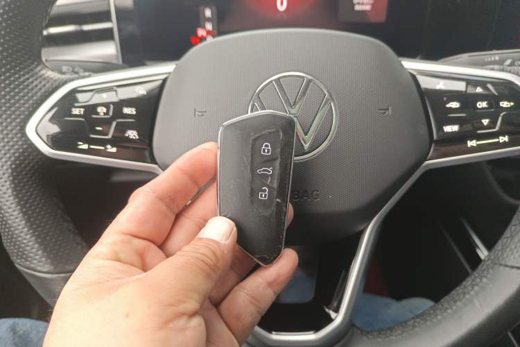 Used Volkswagen Lamando 2022 Lavida L 280TSI DSG Cool & Spicy Edition
