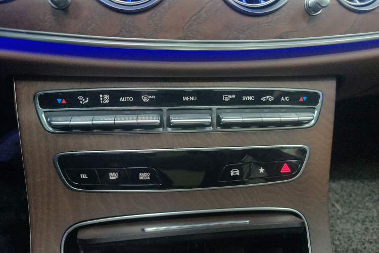 Used Mercedes-Benz E-Class 2022 E 300 L Luxury Model
