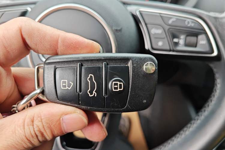 Used Audi A3 2019 Limousine 35 TFSI Fashion Edition China V standard
