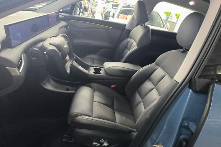 Used  LS6 2025 Ultra-Powerful Lingxi Intelligent Enjoyment Edition
