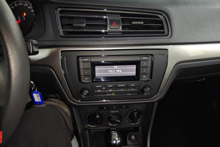 Used Volkswagen Lavida 2019 Lavida Start 1.5L Automatic Trendy Version China VI Standard
