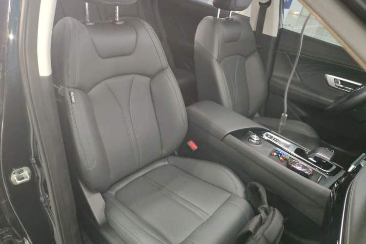 Used Dongfeng Aeolus Huge 2022 Mach Power 1.5T DareDrive Edition · Smart