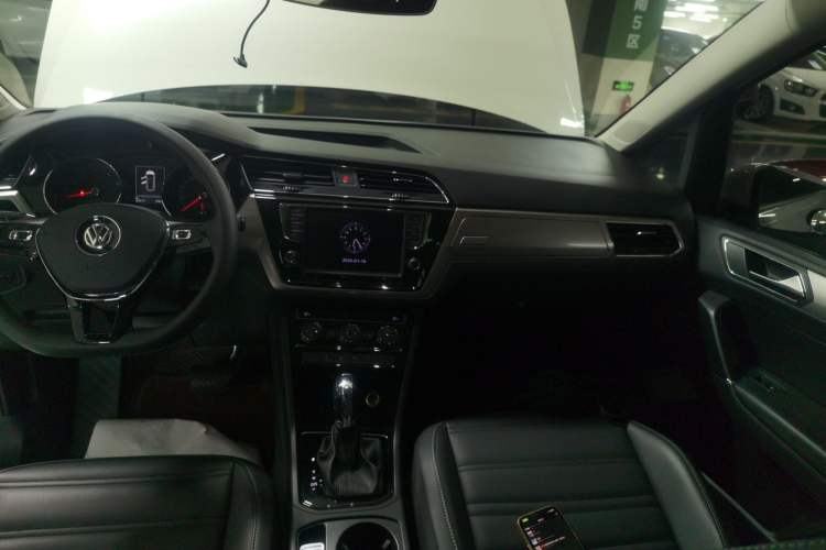 Used Volkswagen Touran 2018 Volkswagen Touran L 280TSI DSG Comfort Edition 7 Seats China VI Standard