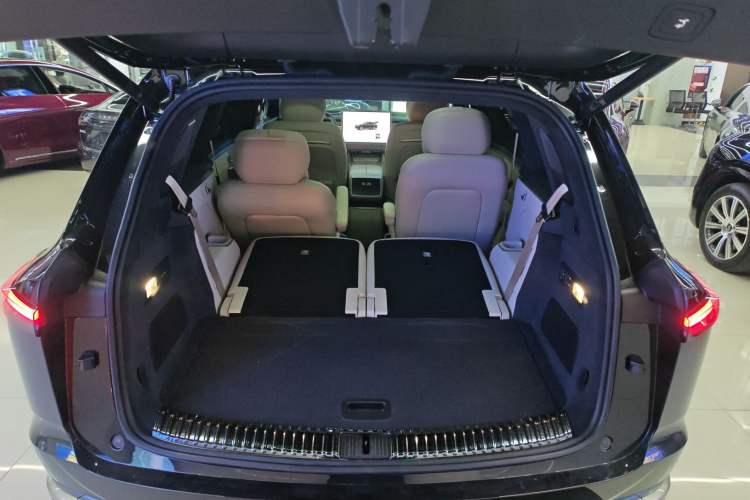 Used ONVO Luxeed L90 