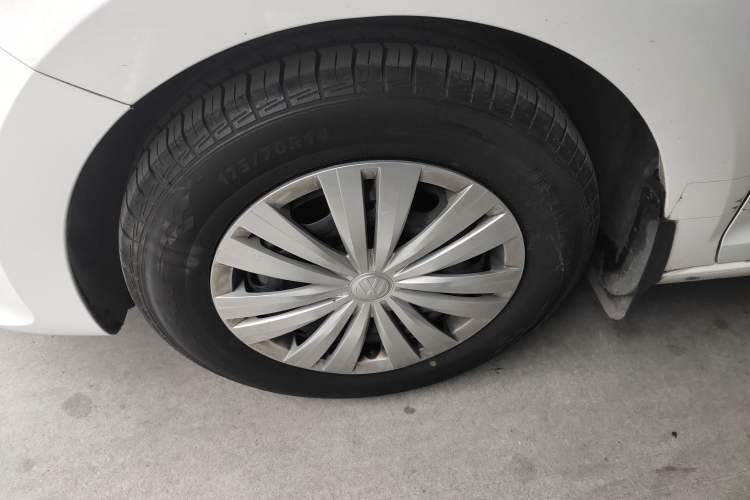 Used Volkswagen Santana 2016 1.4L Manual Fashion Edition
