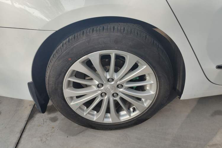 Used Buick LaCrosse 2018 28T Elite Edition
