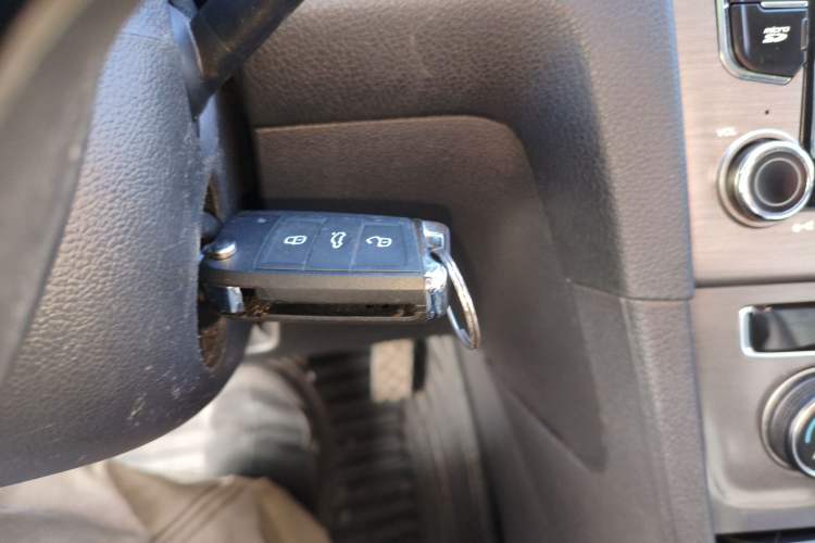 Used Volkswagen Golf 2015 1.4TSI Automatic Comfort Model
