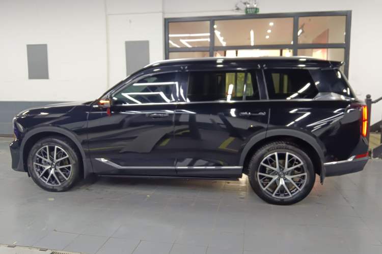 Used GAC Trumpchi GS8 2022 Flagship Series 2.0 TGDI Two-Wheel-Drive Prestige Edition (7 Seats)
