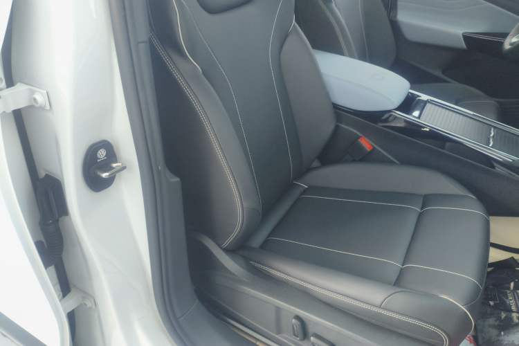 Used Volkswagen ID.4 X 2024 Pure & Smart Edition
