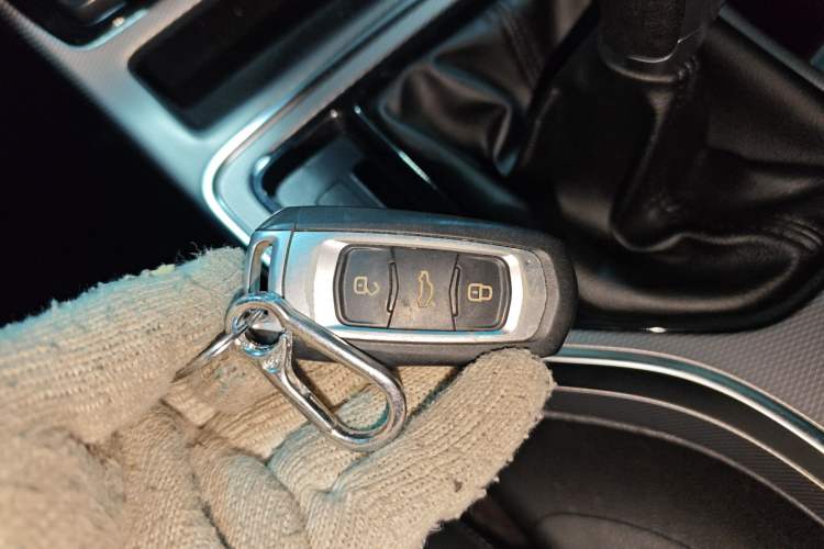 Used Geely Auto Emgrand GL 2018 1.8L Manual Elite Smart Connectivity Version
