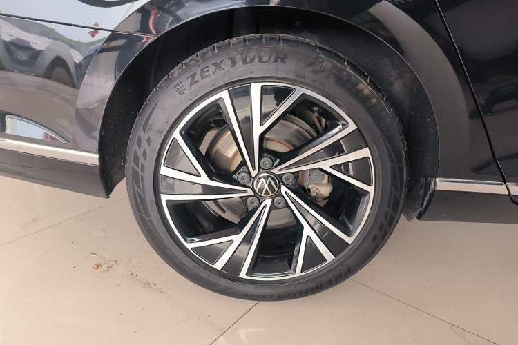 Used Volkswagen Magotan 2021 330TSI DSG 30th Anniversary Edition
