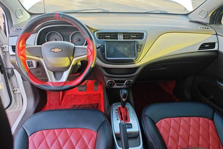 Used Chevrolet Lova RV 2016 1.5L Automatic Comfort Edition