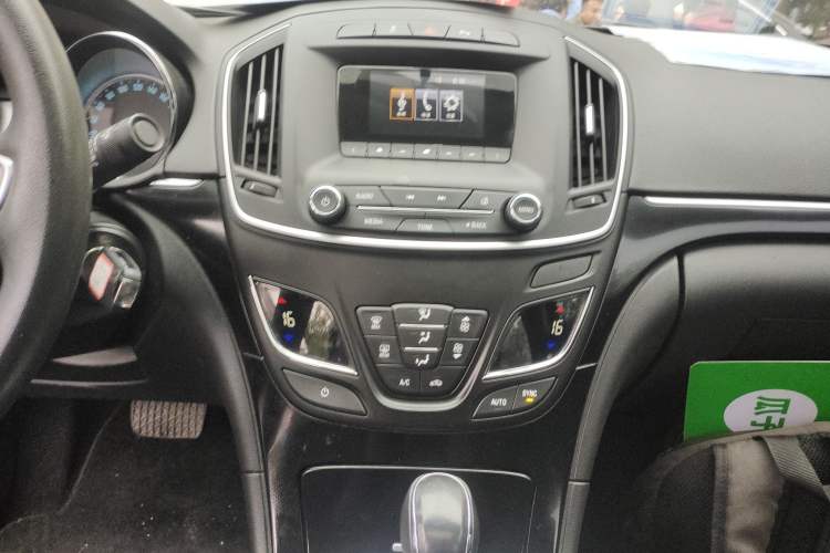 Used Buick Regal 2015 1.6T Leading Technology Model
