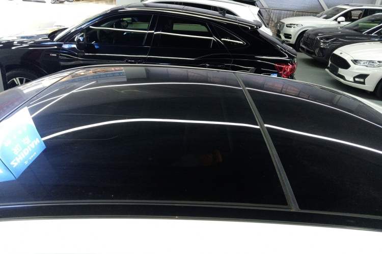 Used Mercedes-Benz E-Class 2019 E 300 L Sporty and Stylish Model
