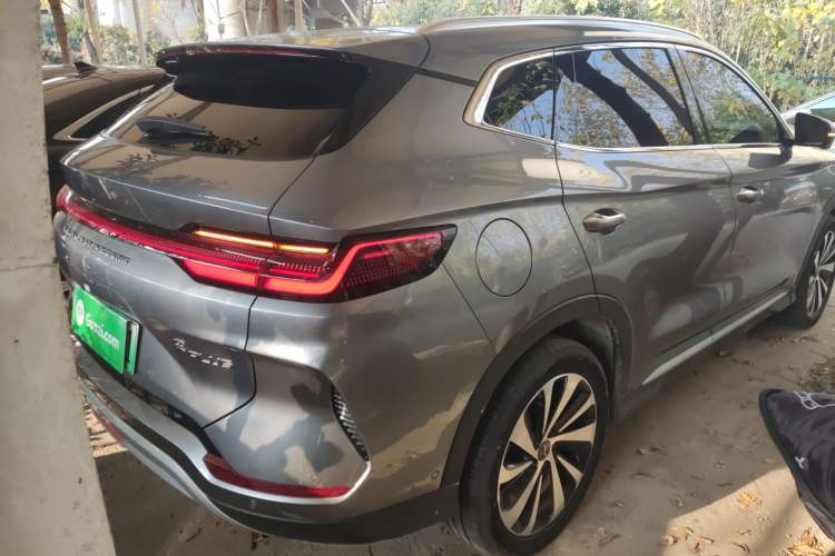 Used BYD Song PLUS New Energy 2023 Champion Edition EV 605KM Flagship PLUS