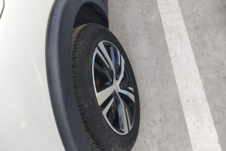 Used Peugeot 5008 2017 380THP 7-Seater Boundary-Free Edition
