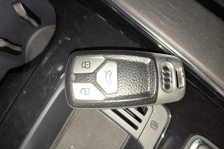 Used Audi A4L 2024 40 TFSI Luxury Dynamic Edition
