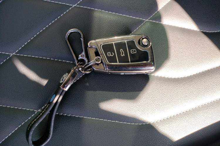 Used Volkswagen Tiguan L 2024 300TSI Automatic Two-Wheel Drive Smart Edition
