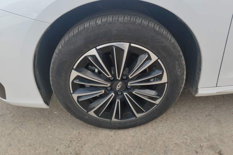 Used Chery Fengyun A8 2024 127 ZHU FENG Version
