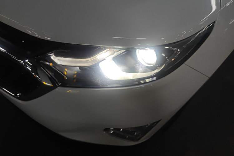 Used Chevrolet Equinox 2019 535T Automatic YuJie Edition China VI
