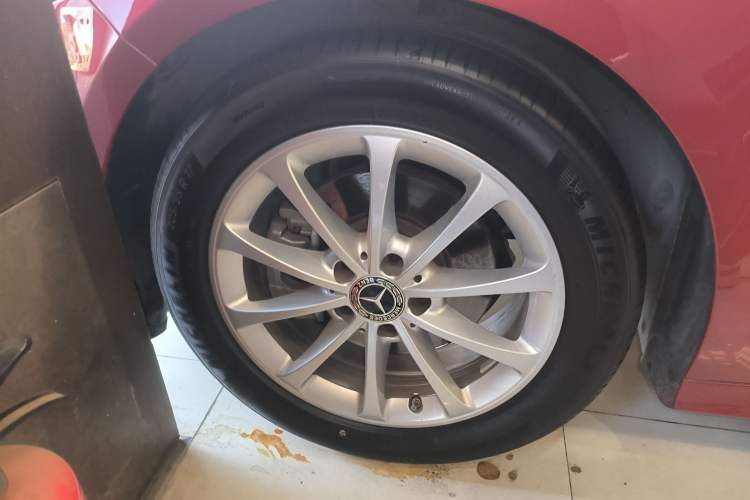 Used Mercedes-Benz A-Class 2021 A 200 L Sport Sedan Fashion Model
