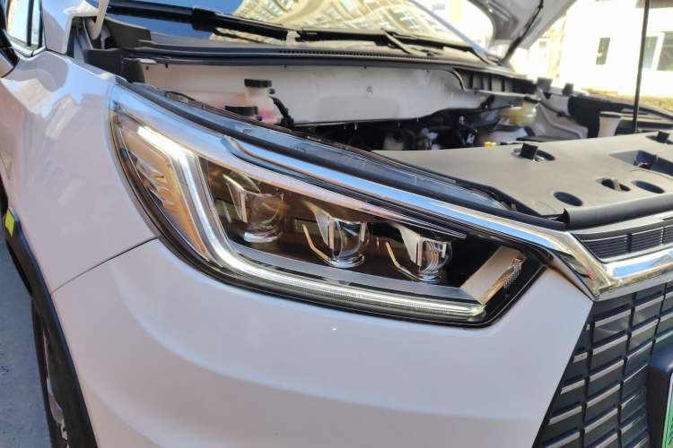 TDK.VehicleDetails.img