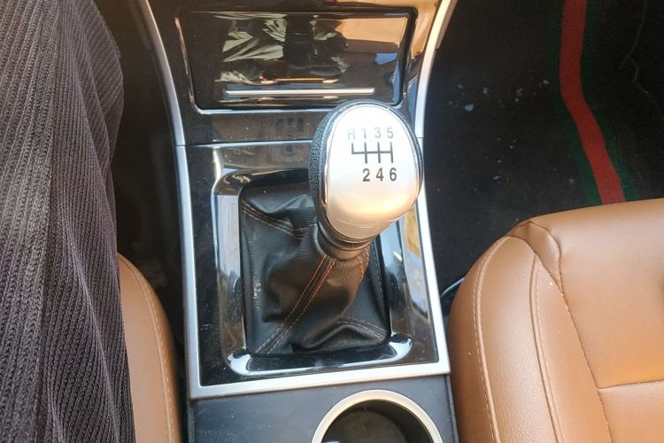 Used Haval H2 2014 1.5T Manual Two-Wheel Drive Elite Edition