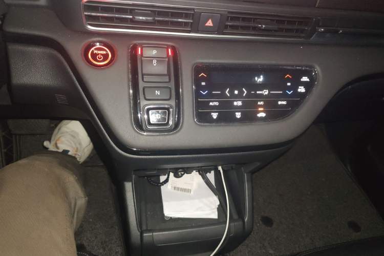 Used Honda Elysion 2022 2.0L eHEV Luxury First Edition
