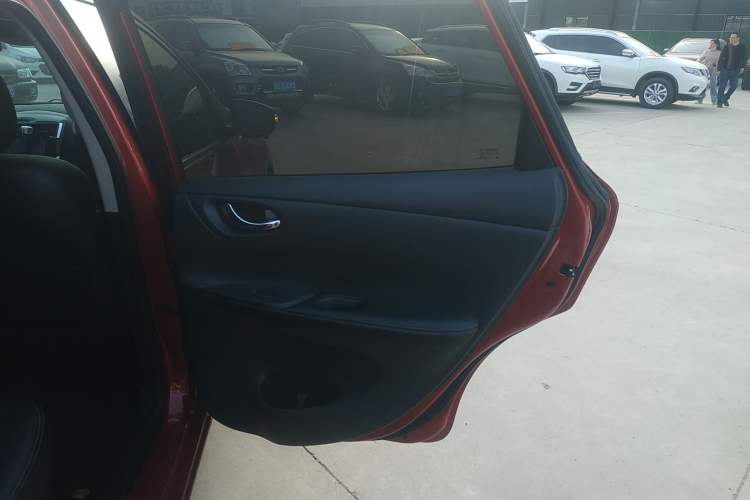 Used Nissan Tiida 2020 1.6L CVT Smart Drive Edition
