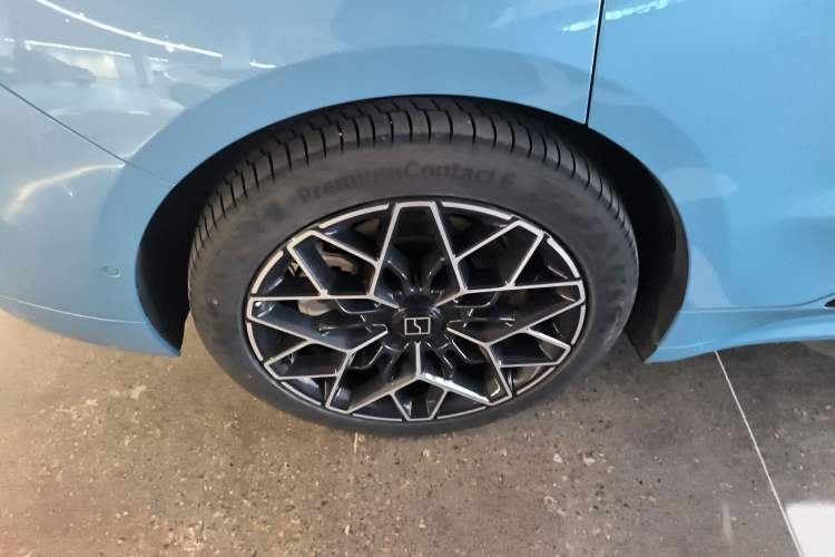 Used Zeekr 001 2025 YOU Edition 100 kWh All-Wheel Drive