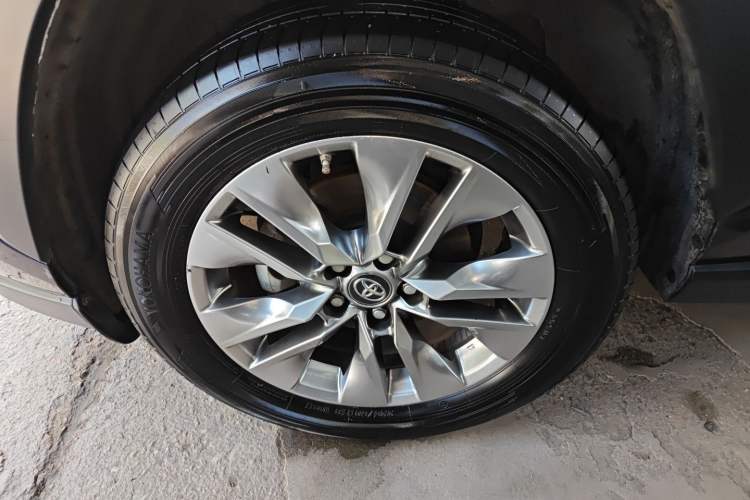 Used Toyota Wildlander 2020 Dual-Motor 2.5L E-CVT Four-Wheel Drive Luxury Edition
