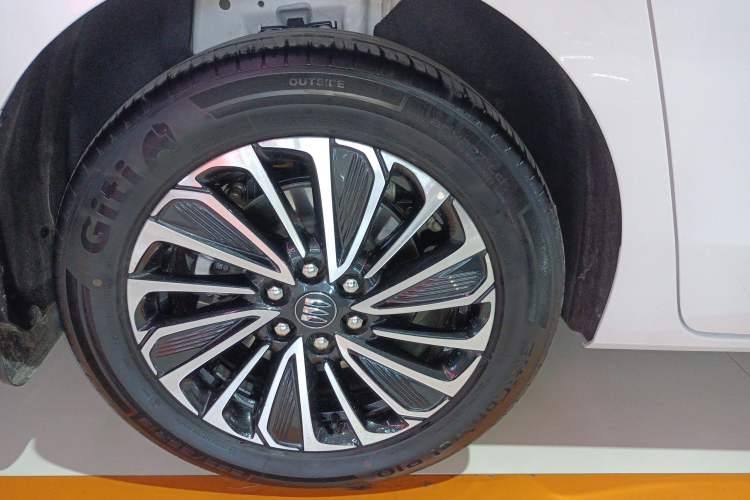 Used Buick GL8 New Energy 2025 Lu Shang Smart Enjoyment Edition 7-Seater