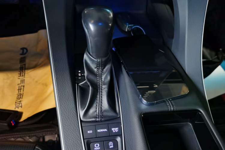 Used Toyota Avalon 2021 2.5L Luxury Edition
