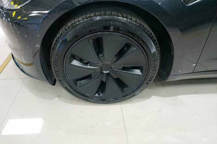 Used Tesla Model 3 2023 Rear-Wheel-Drive Version
