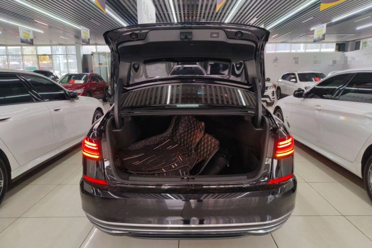 Used Volkswagen Passat 2023 Restyled 330TSI Starry Luxury Edition
