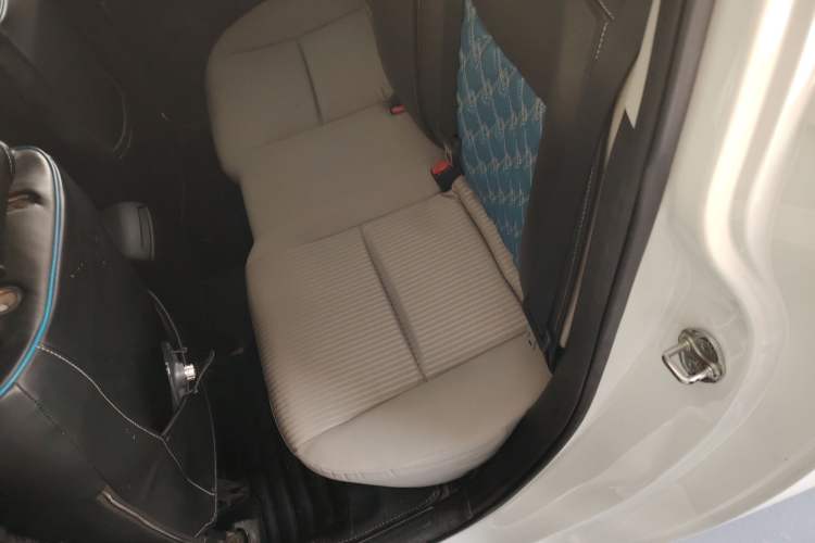 Used Mazda Mazda 3 2015 Sedan 1.6L Manual Comfort Model
