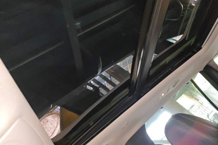 Used  Grand Commander 2018 2.0T Four-Wheel Drive Smart Enjoyment Version China VI