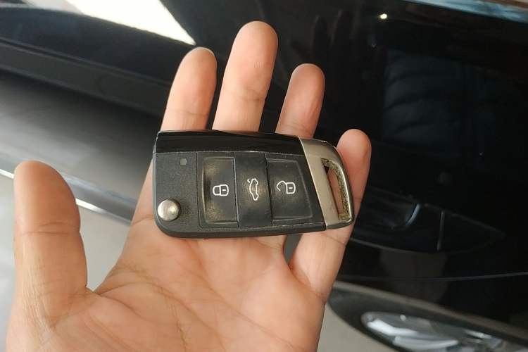 Used Volkswagen Passat 2017 330TSI DSG Luxury Edition
