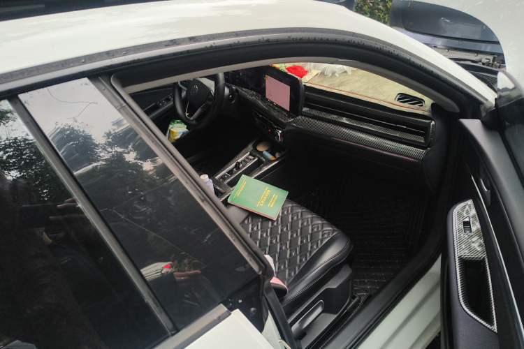 Used Volkswagen Lamando 2024 Lingdu L 200TSI DSG Trendy & Spicy Edition
