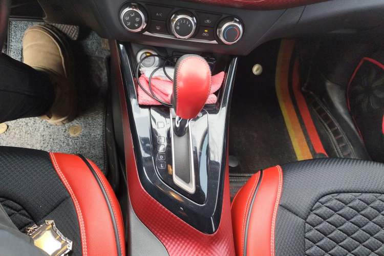 Used Nissan Lannia 2016 1.6L CVT Smart Cool Edition
