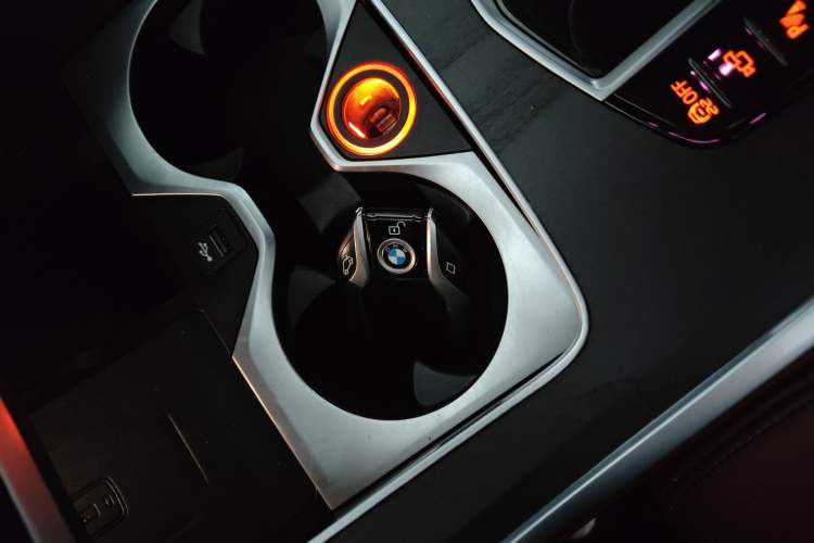 Used BMW X7 2019 xDrive40i Luxury M Sport Package
