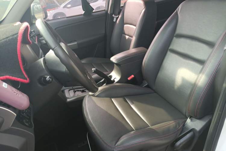 Used Chery Tiggo 3 2015 1.6L CVT ZhiShang Sport Edition