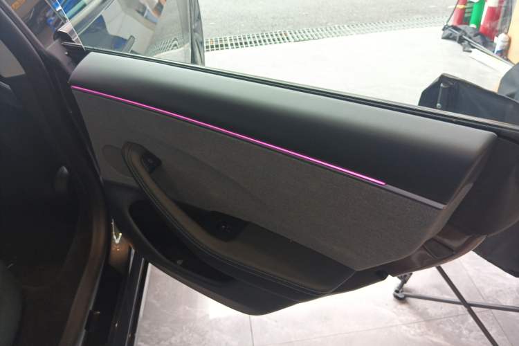 Used Tesla Model 3 2025 Rear-Wheel-Drive Version
