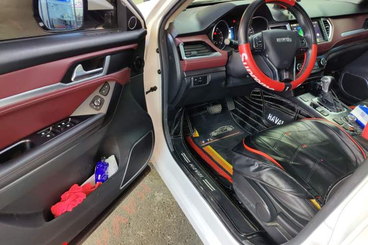 Used Haval H6 Coupe 2018 Red-Label 1.5T Automatic Two-Wheel Drive Luxury Model