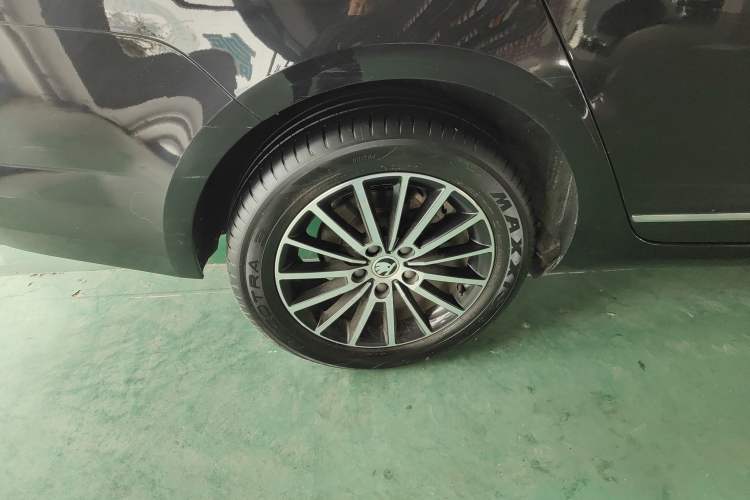 Used Skoda Octavia 2019 1.5L Automatic Smart Drive Luxury Edition China VI Standard