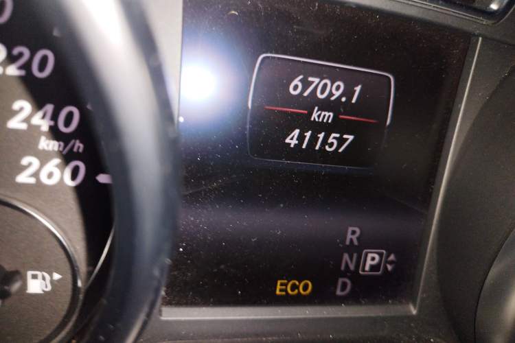 Used Mercedes-Benz M-Class 2014 ML 400 4MATIC Luxury Model